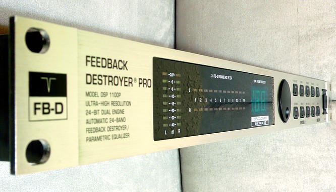 Behringer Feedback Destroyer Pro DSP1100P - 16.03.2007 by www.deepsonic.ch