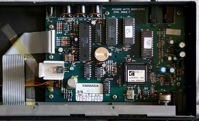 evolution_evs-1_06.jpg by www.deepsonic.ch