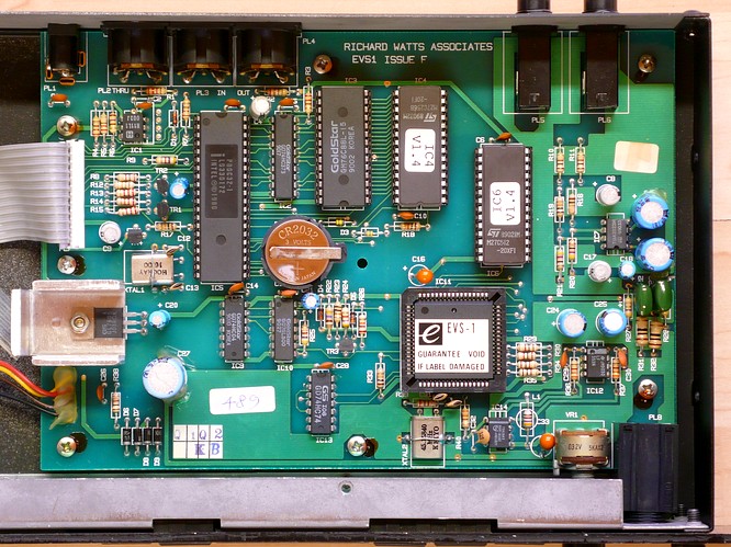 evolution_evs-1_08.jpg by www.deepsonic.ch