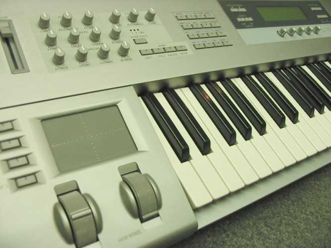 Korg Z1 by deep!sonic 11.2002