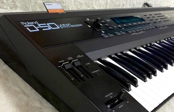 Roland D-50 LA Synthesizer with Musitronics Upgrade by deep!sonic 02.06.2020