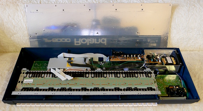 Roland JP-8000 by deep!sonic 07.07.2010, thanx to Thomas Weyermann