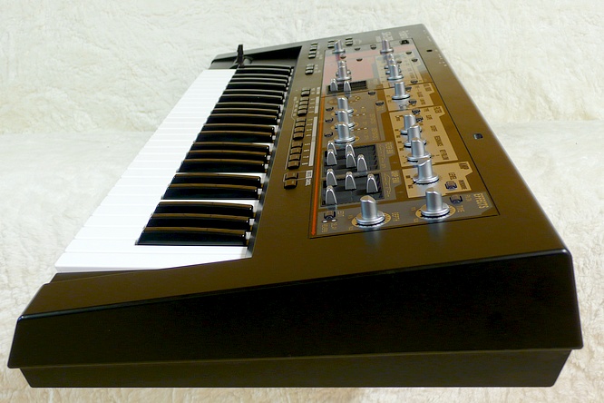 Roland SH-201 by deep!sonic 27.06.2009