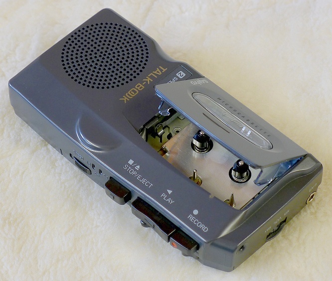 Sanyo TRC-520M Talkbook Dictaphone by deep!sonic 08.05.2011