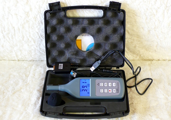 Sound Level Meter SL-5868P by deep!sonic 12.06.2009