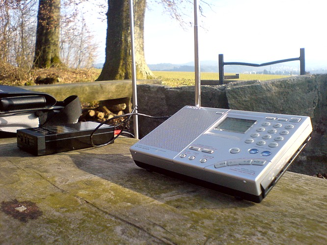 Sony ICF-SW7600GR Shortwave Worldreciver with Sony AN-1 Wide Range Antenna, 03.02.2007 by deepsonic.ch