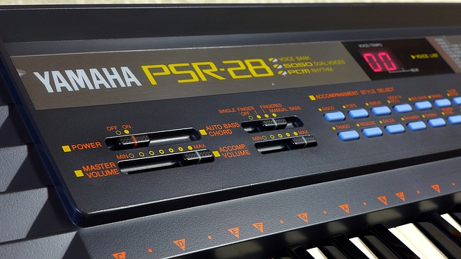 Yamaha PSR-28 DASS Keyboard PSR28 Digital Architectural Synthesis System by deep!sonic 17.08.2018