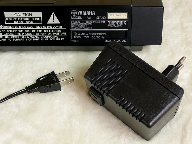 Yamaha V2 (DX11 Japan) by deepsonic 30.07.2009
