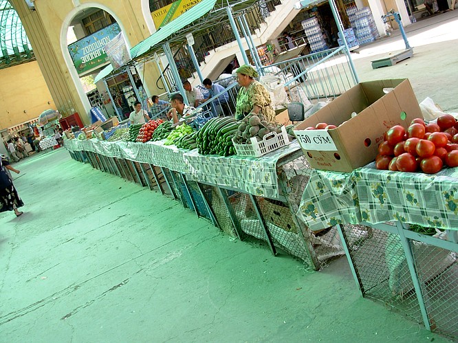 A famous Market/Bazar in Tashkent