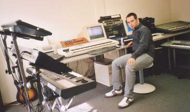 deepsonic Studio III October 2002