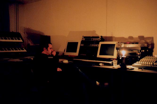 deepsonic Studio III December 2003